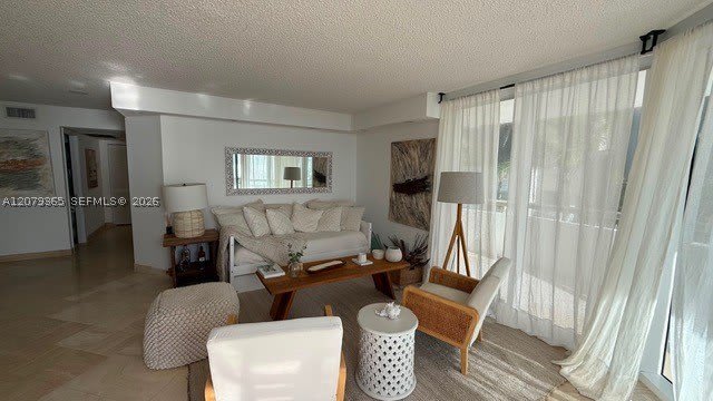 15645 Collins Ave – photo 3