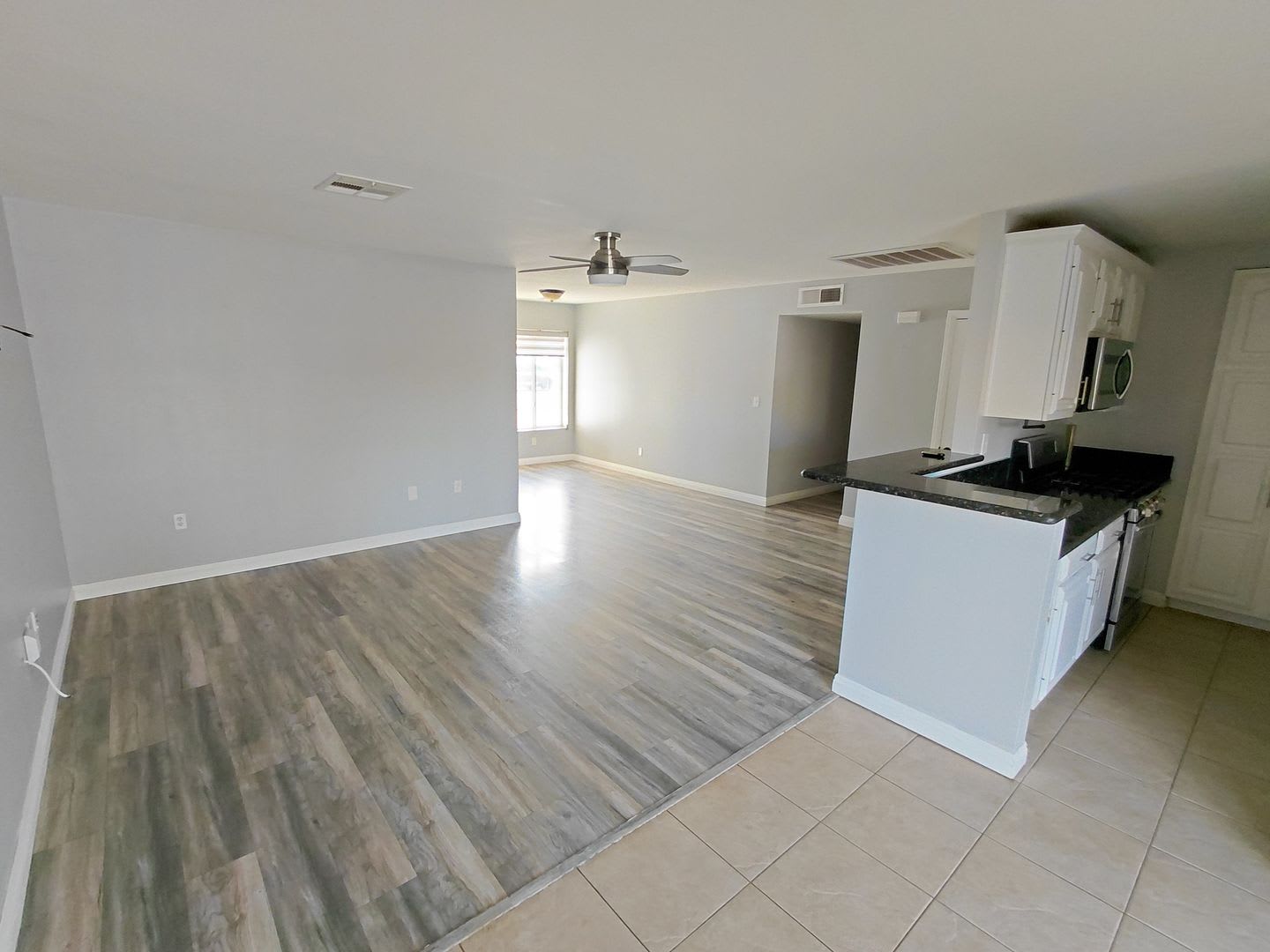 Comfortable 4-Bedroom Home with Great Backyard for Entertaining – photo 3