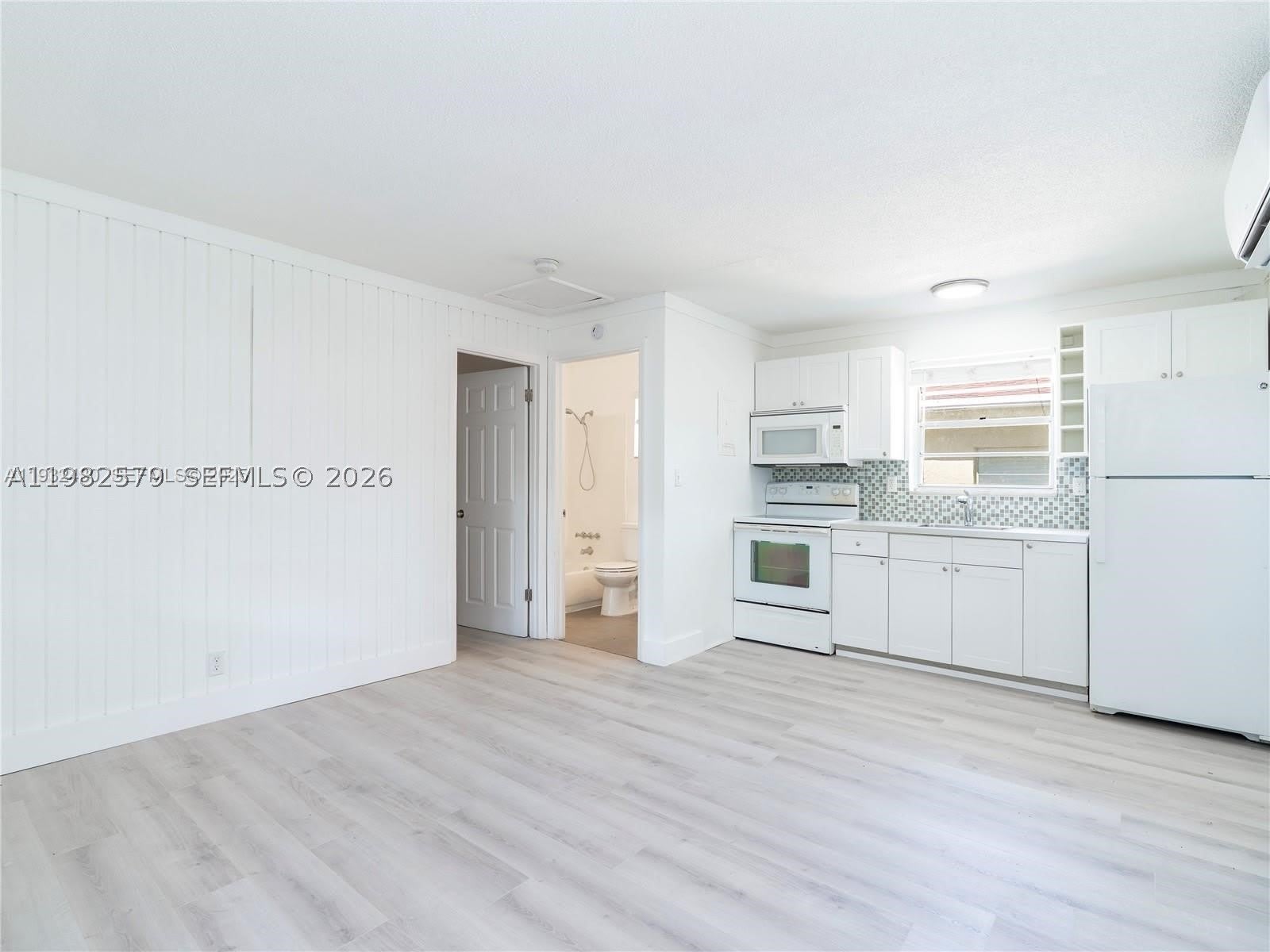 2020 Miami Rd – photo 4