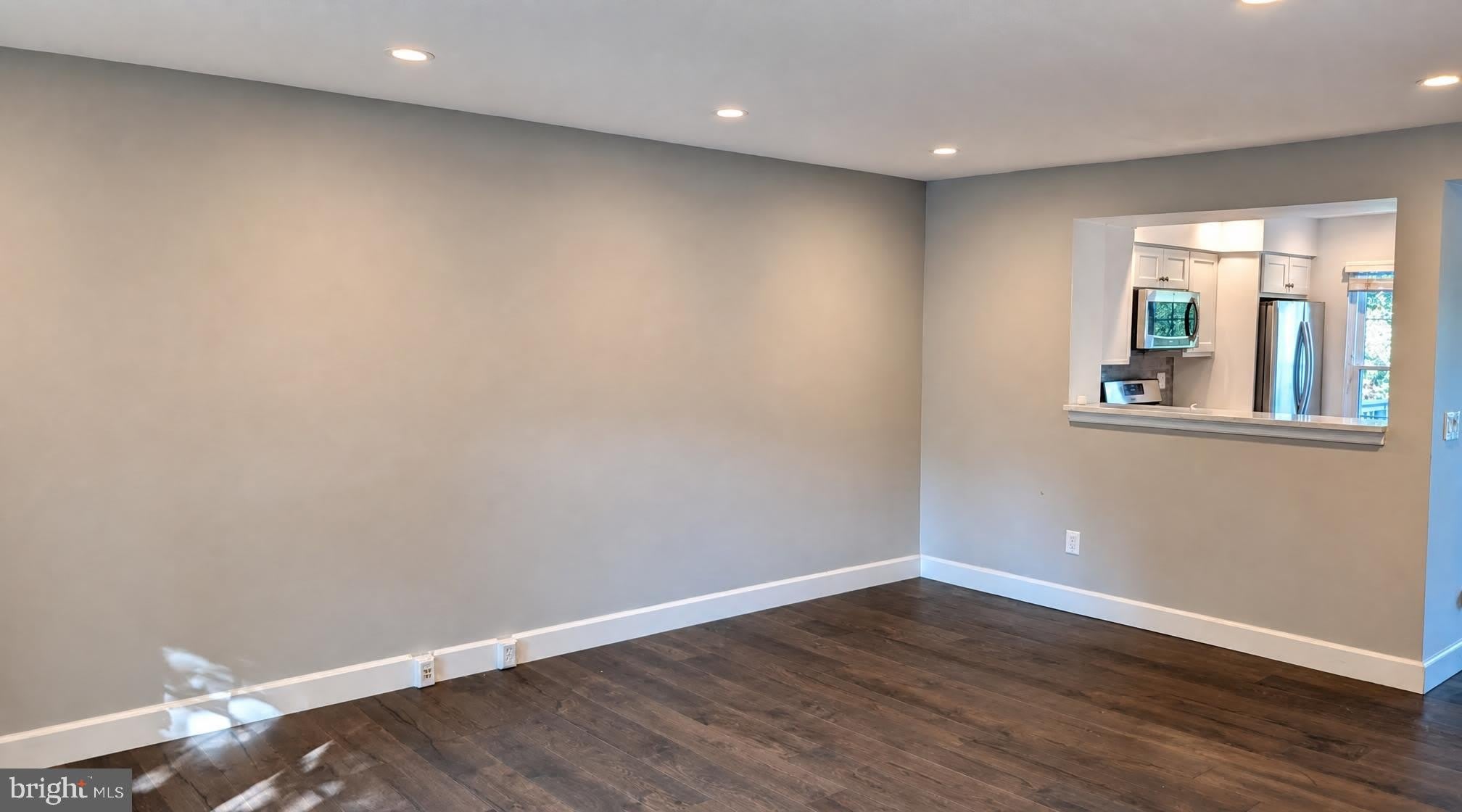 20970 ROOTSTOWN Terrace – photo 4