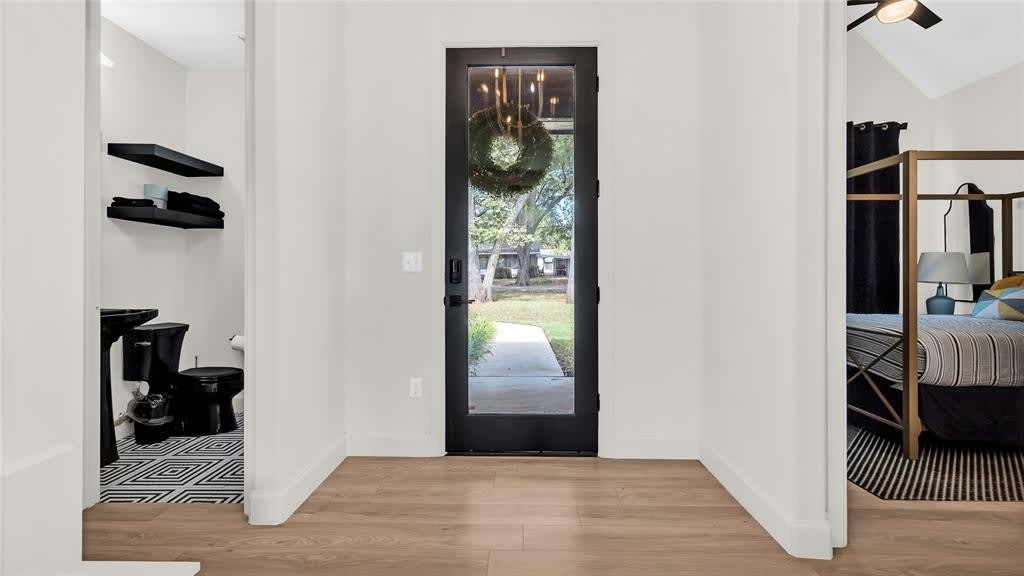 8913 Pear Street – photo 2