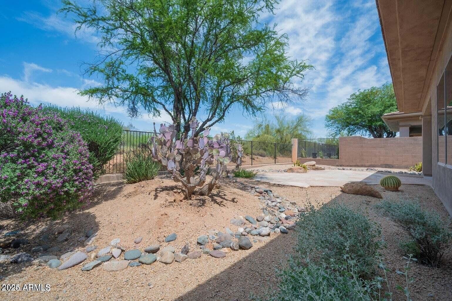 7684 E Balao Drive – photo 2