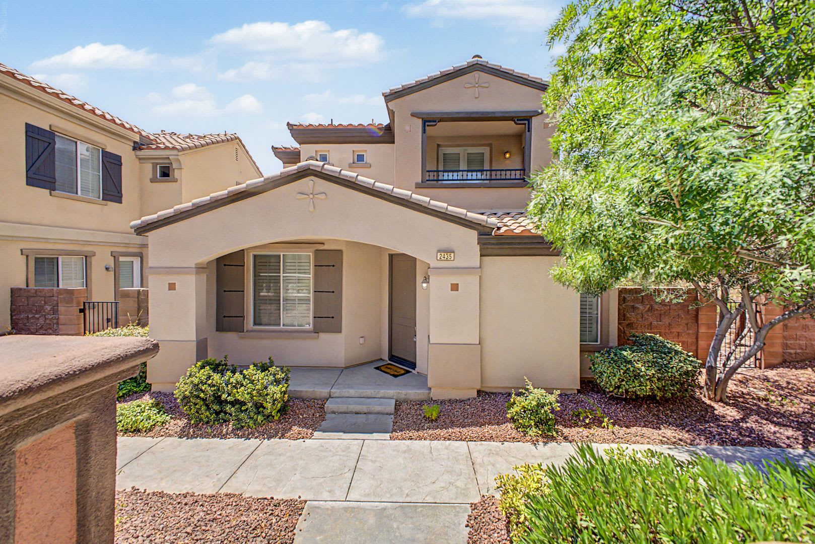 Guard gated home in the heart of Summerlin! – photo 1