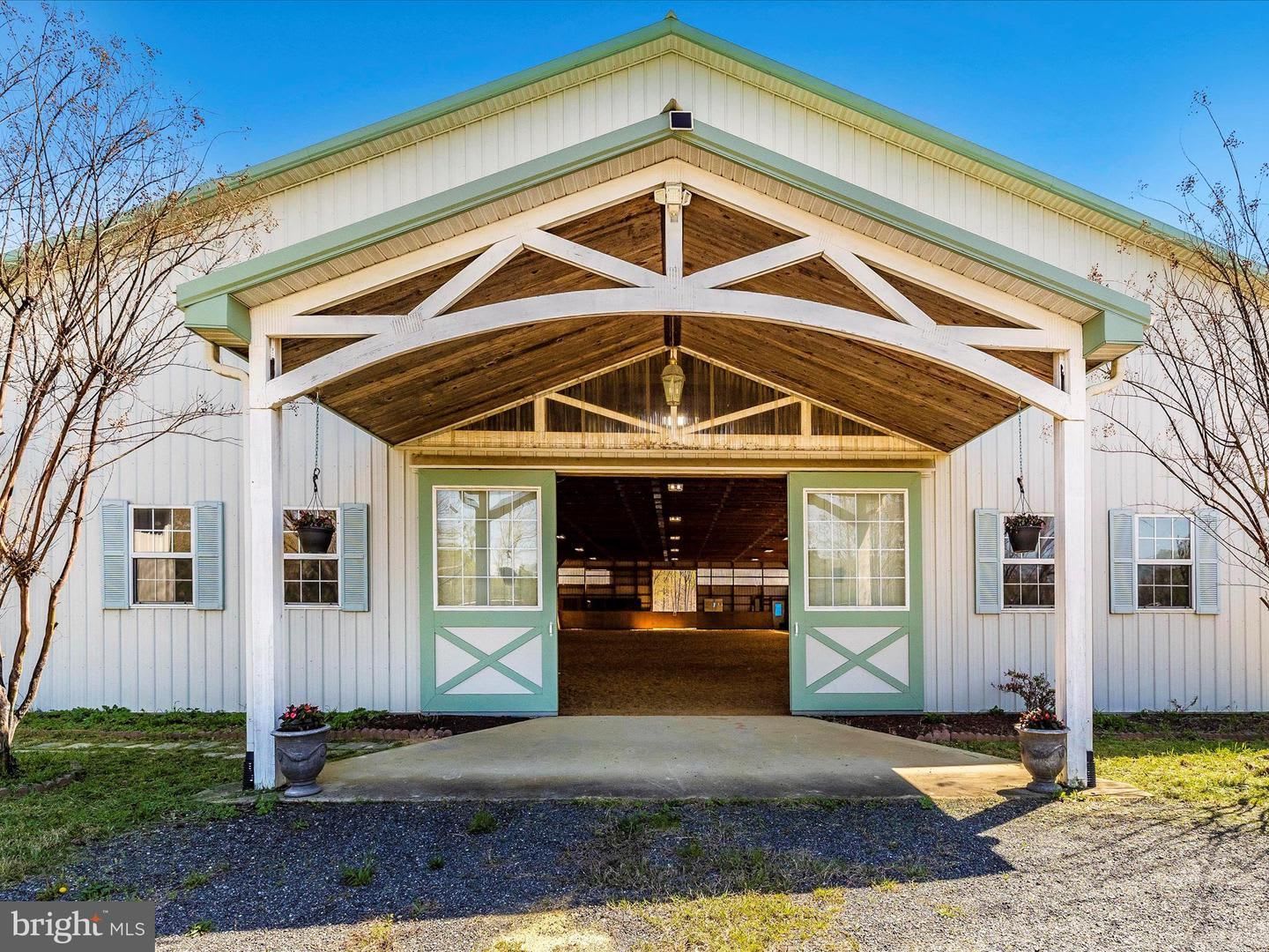 21 Acre Equestrian Facility Just 20 Miles From Dc – photo 3