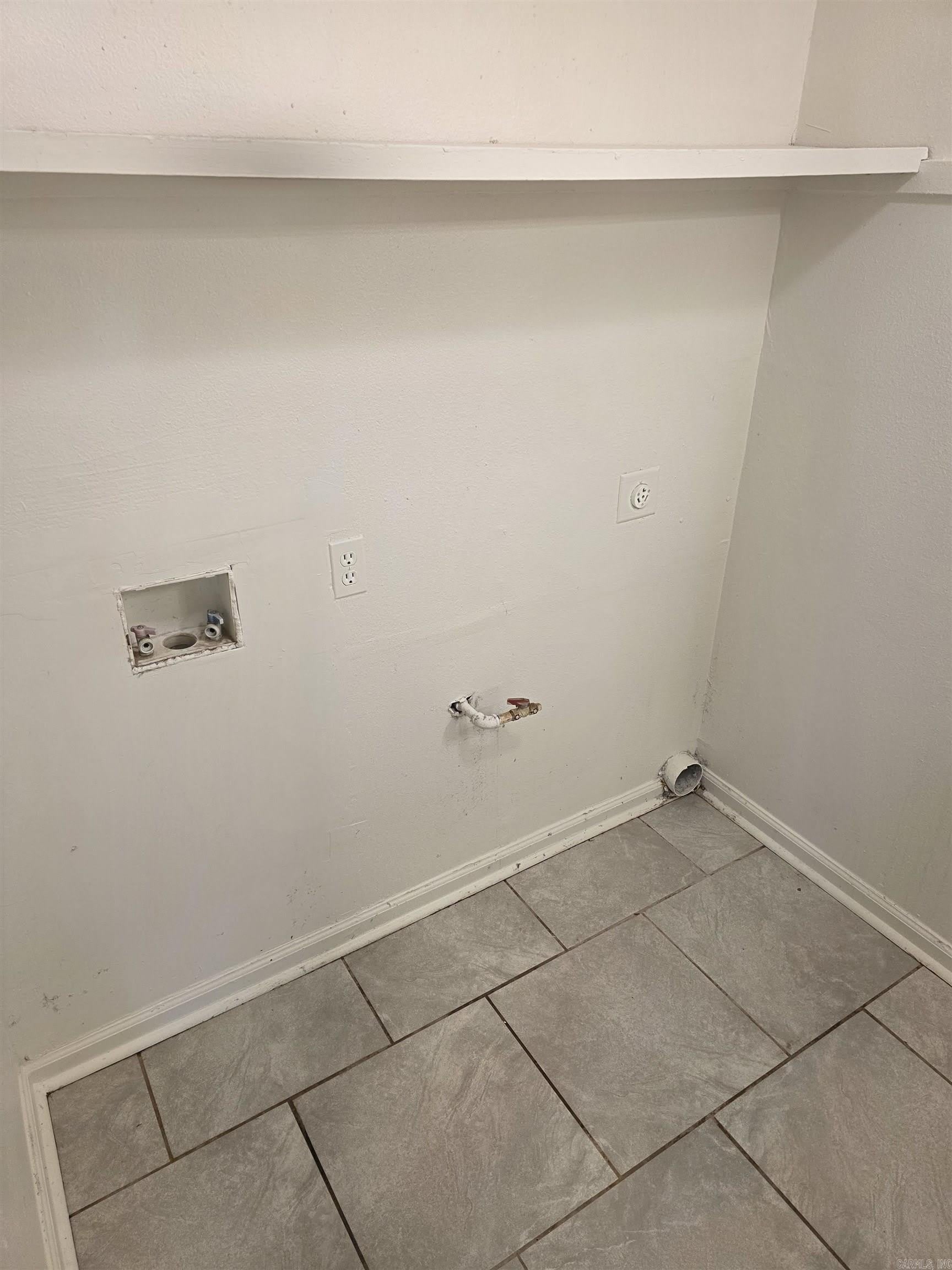 9408 Lew Circle – photo 5