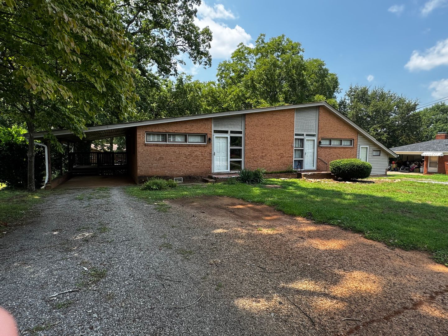 2/1 Duplex with office space in Shelby, NC – photo 1
