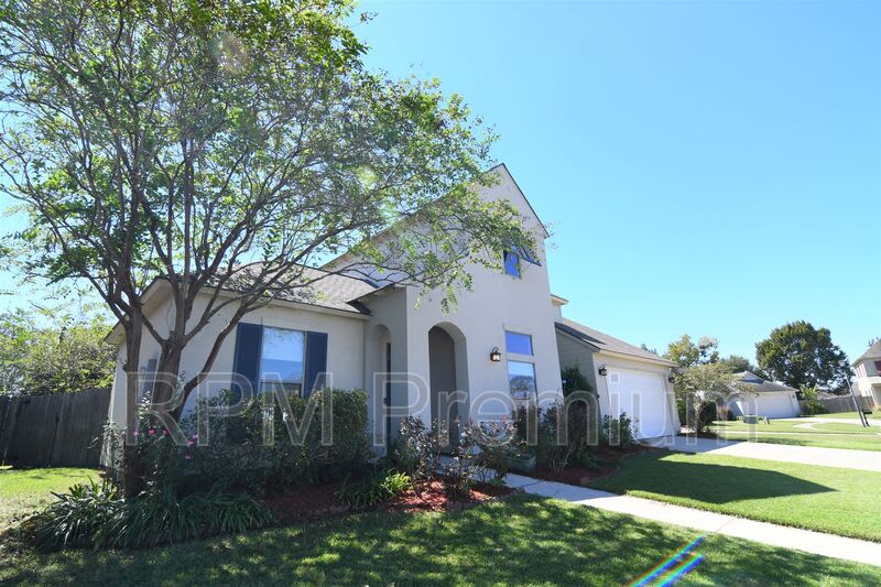 2582 Boudreaux – photo 2