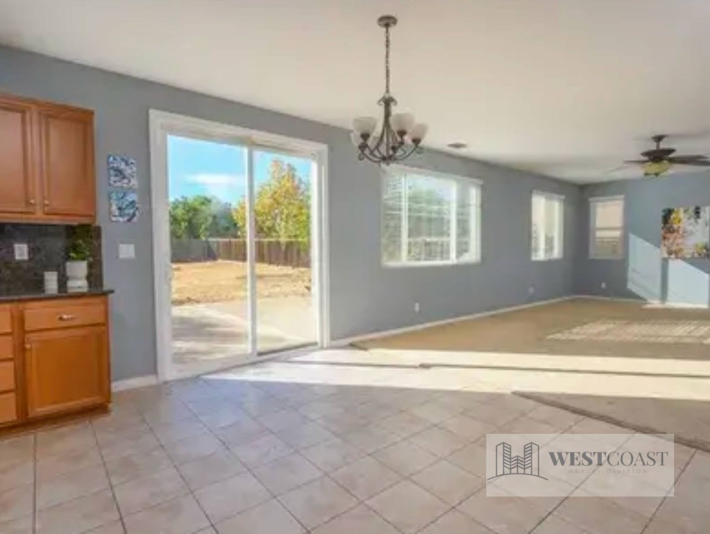 ROSETTA CANYON Gem!- 4 Bedroom 3 bath plus large bonus room. – photo 5