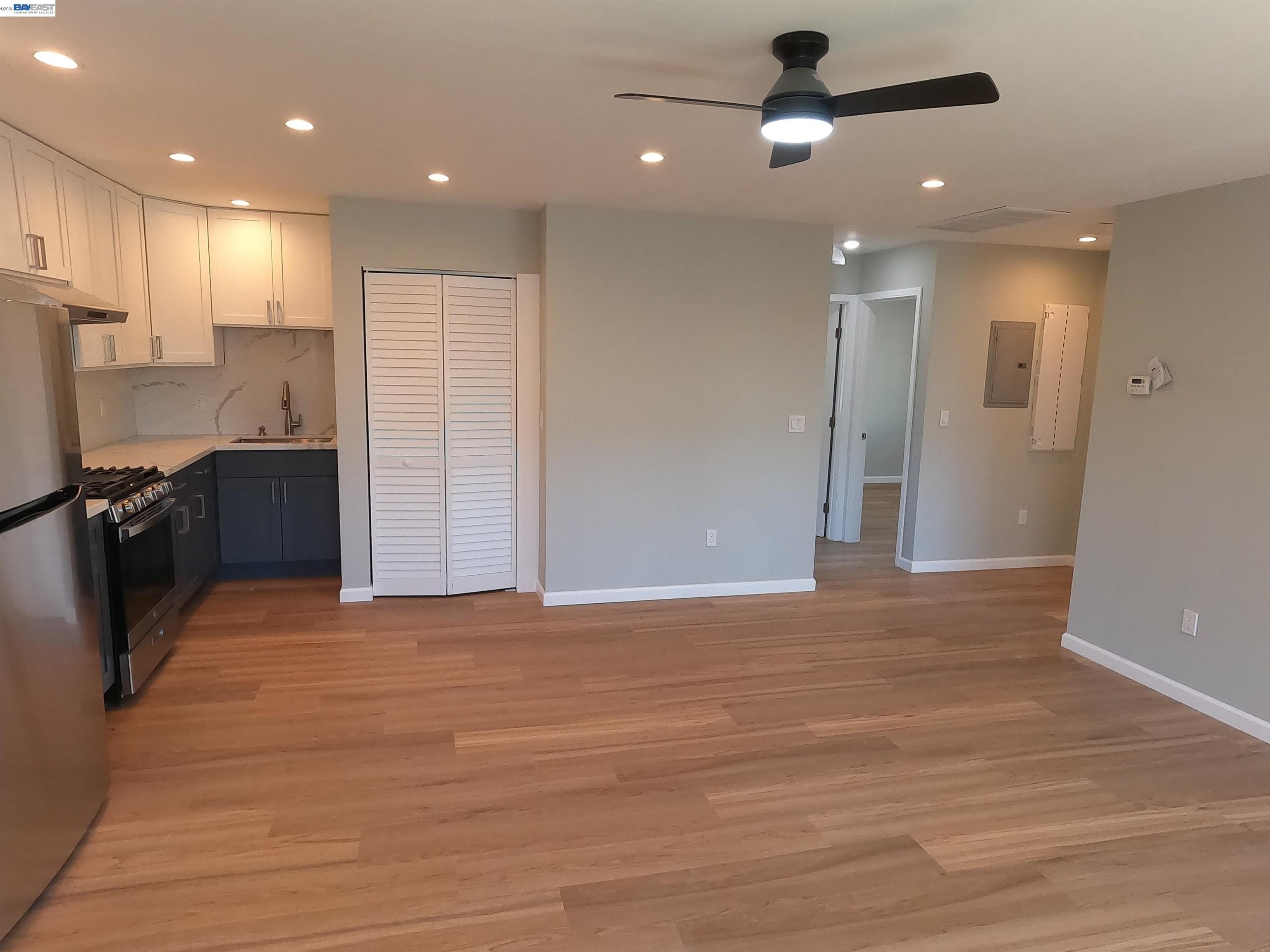 722 Foothill Blvd – photo 4