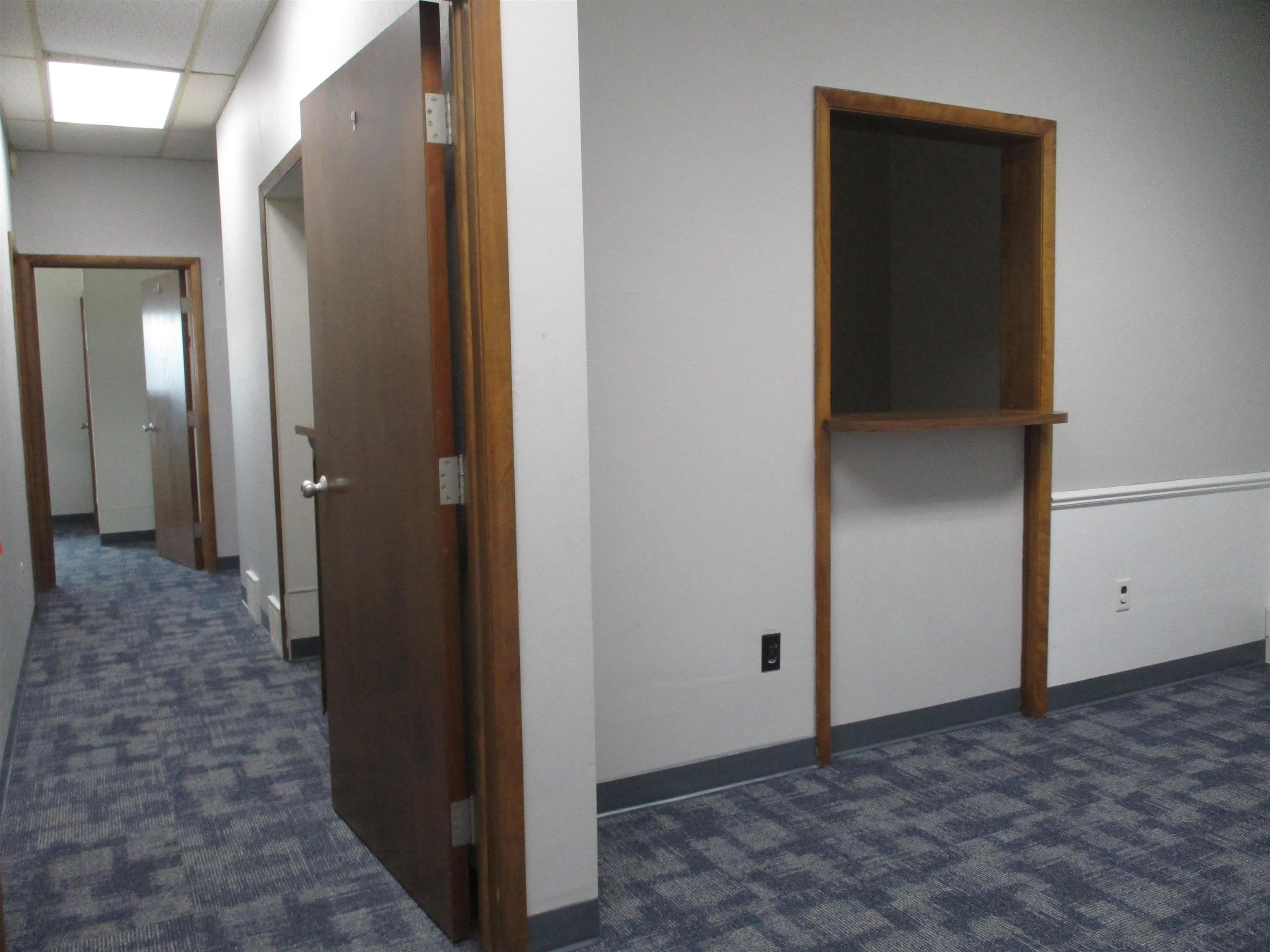 215 N Spring Street – photo 5