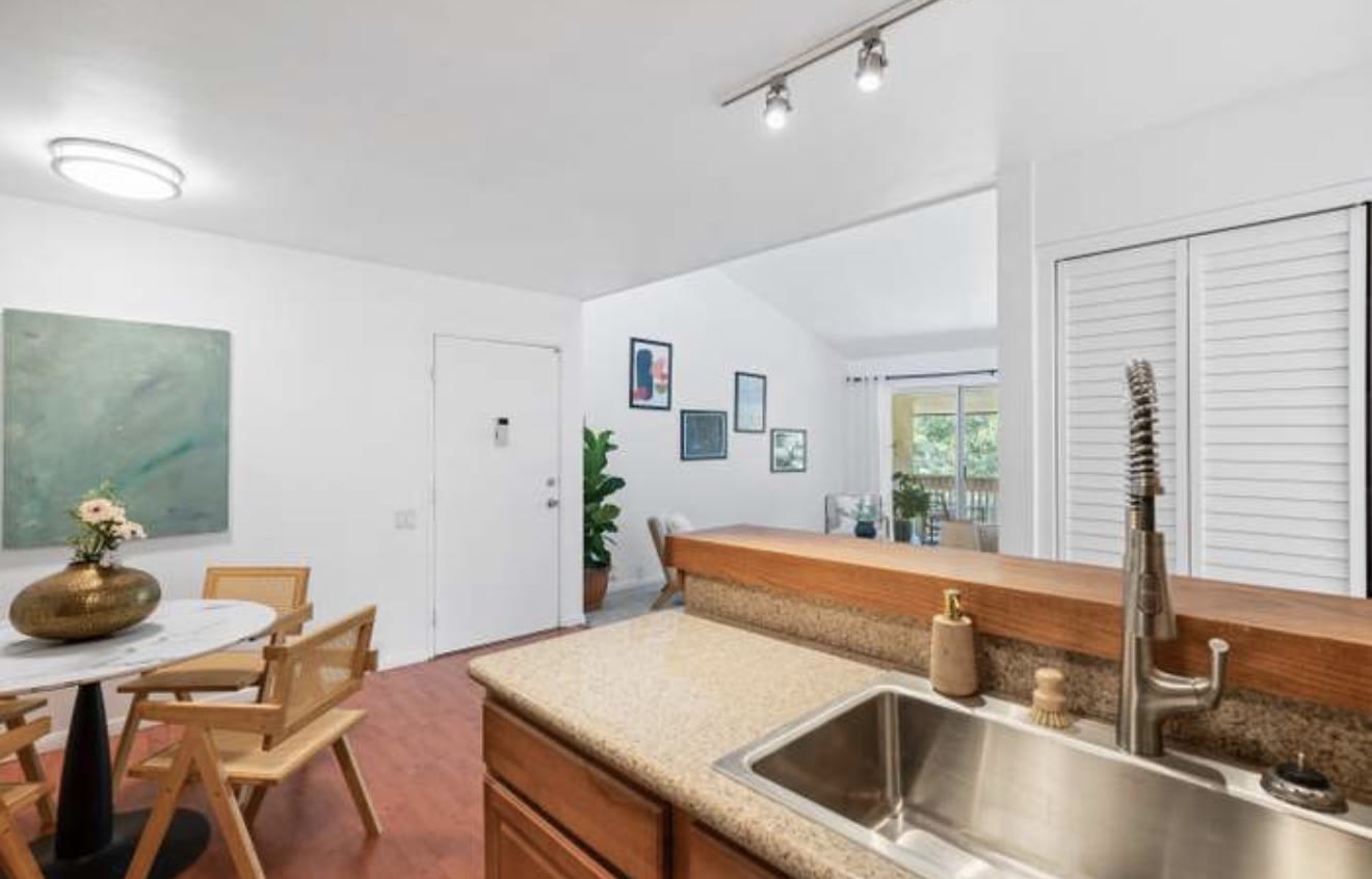 1801 Diamond St 302 – photo 5
