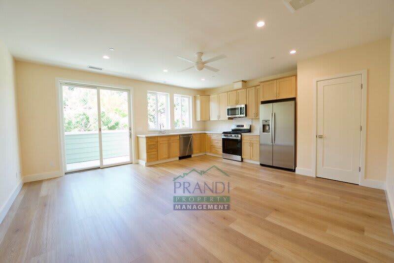 10 E Crescent Dr – photo 1