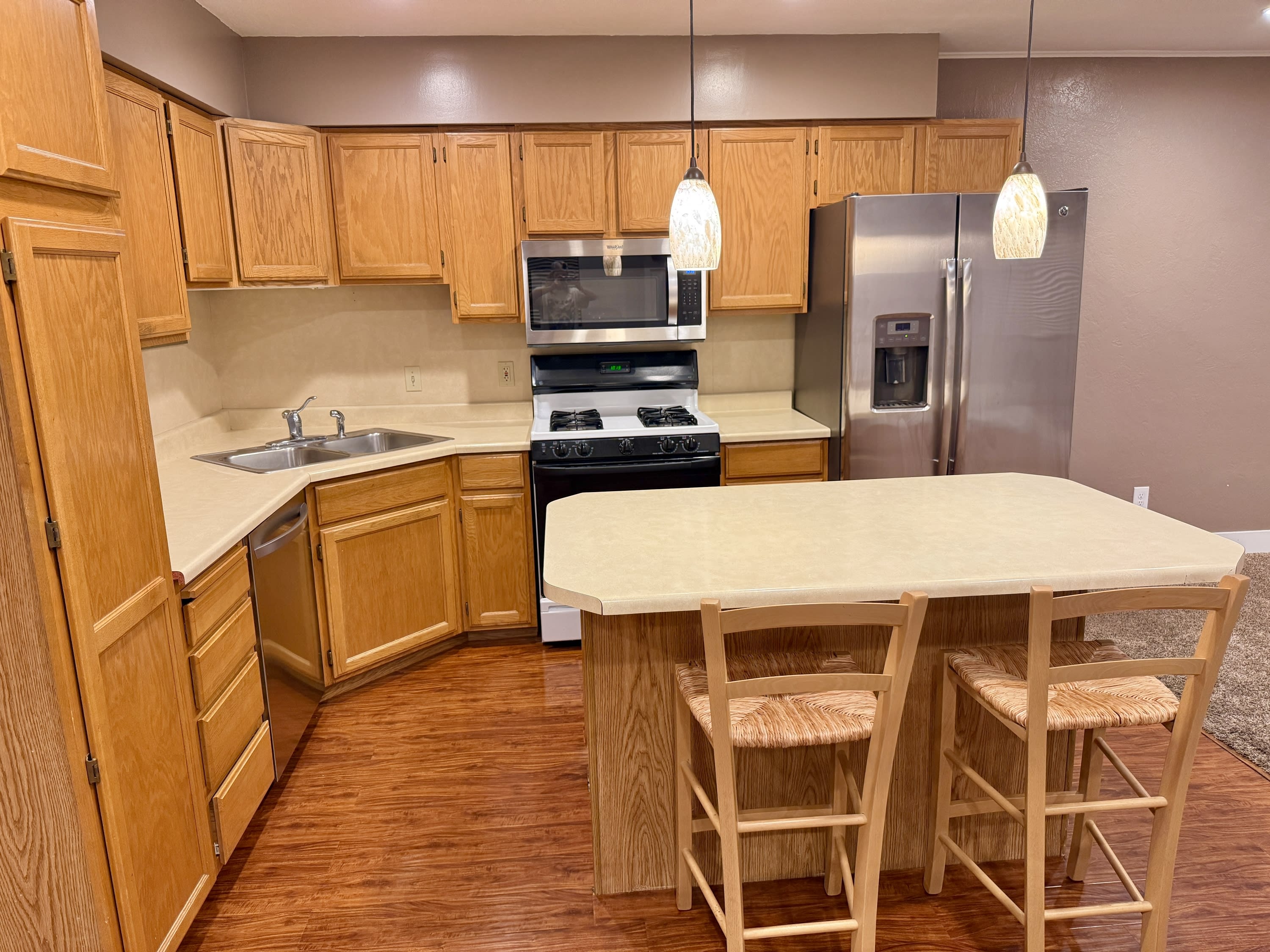 7426 S 700 E – photo 2