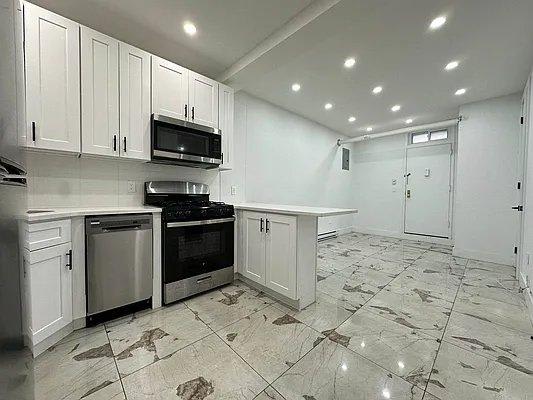 662 West 184th Street – photo 5