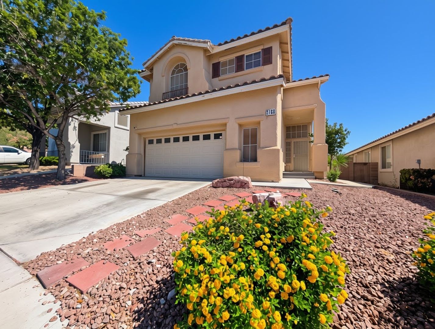 Large 5 Bed Summerlin Home – photo 3