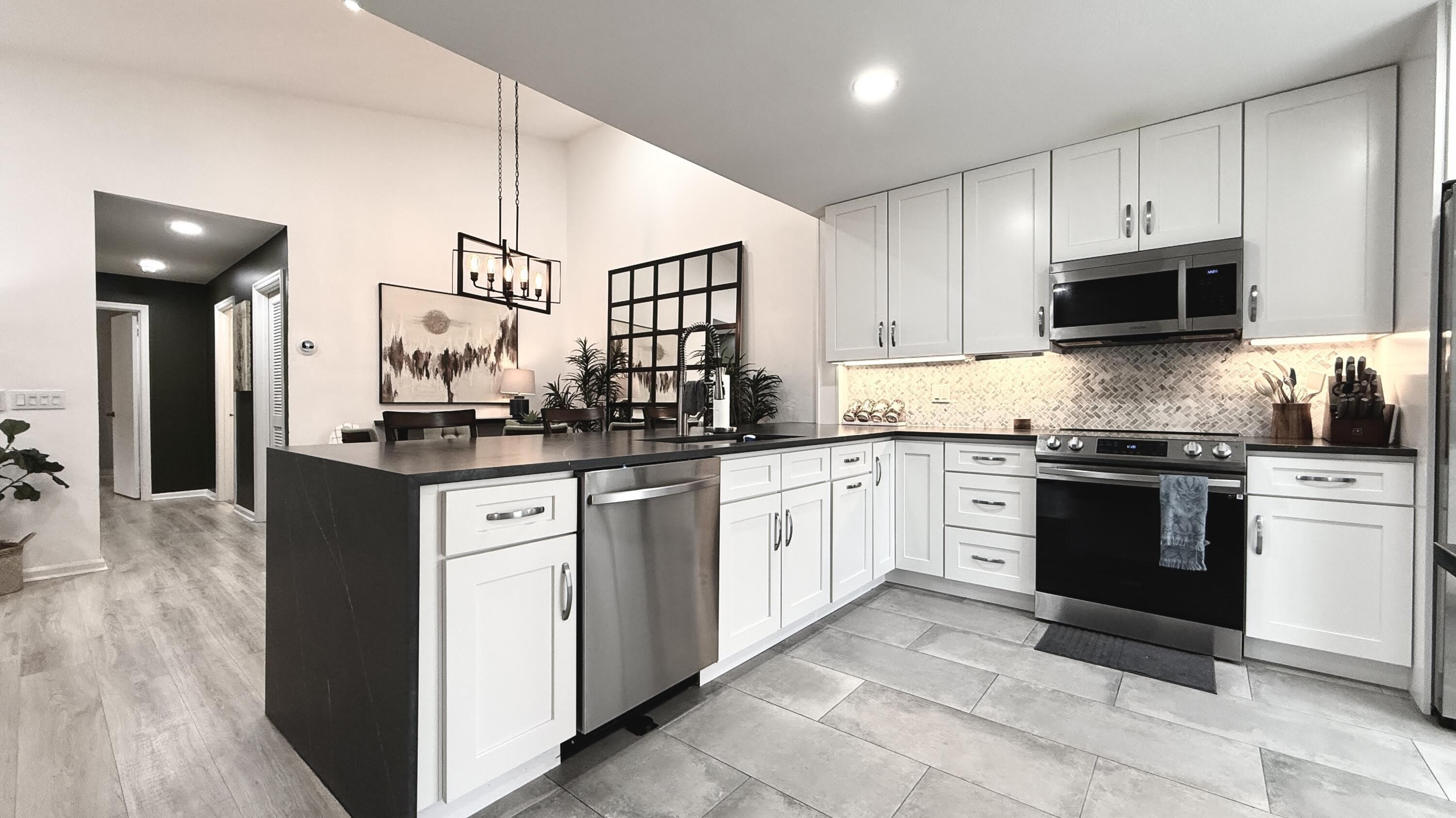 5016 Heatherhill Lane – photo 3