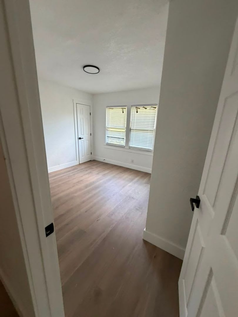BEAUTIFUL HOME IN ORANGE. MOVE IN READY!. – photo 5