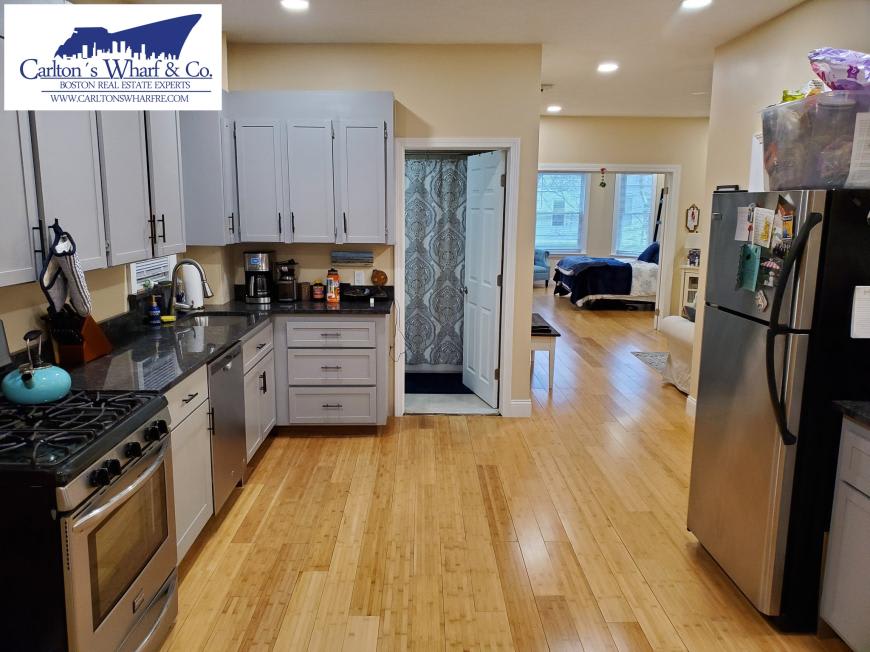 233 Chelsea – photo 1