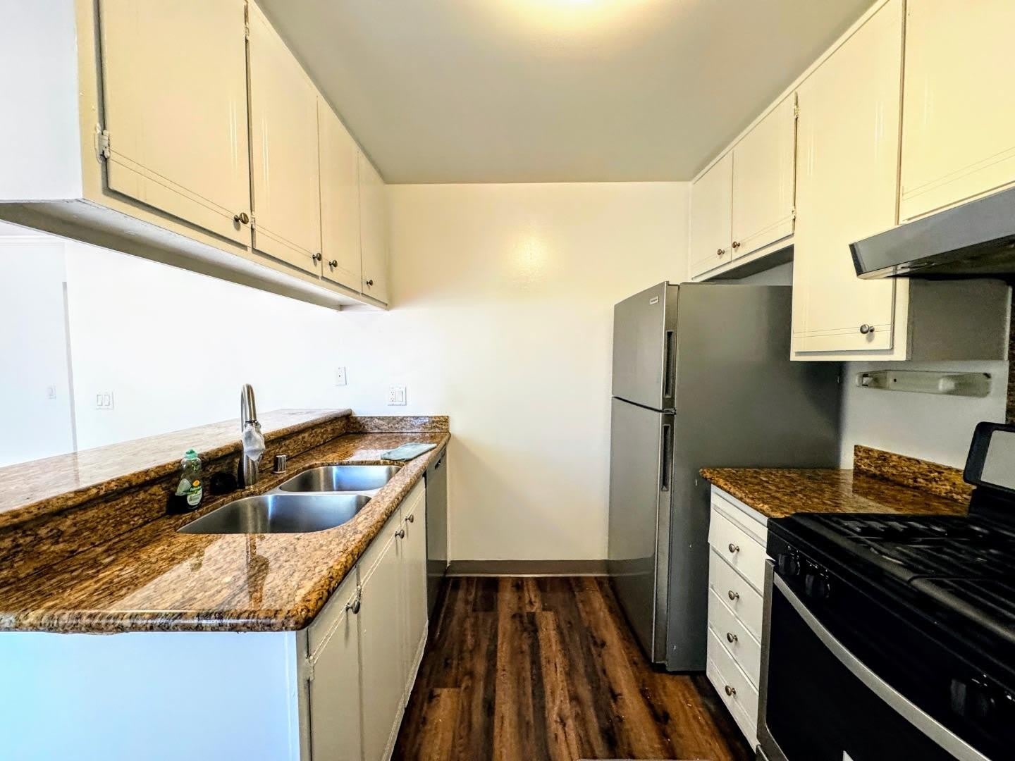 2116 Eric Ct 1 – photo 5