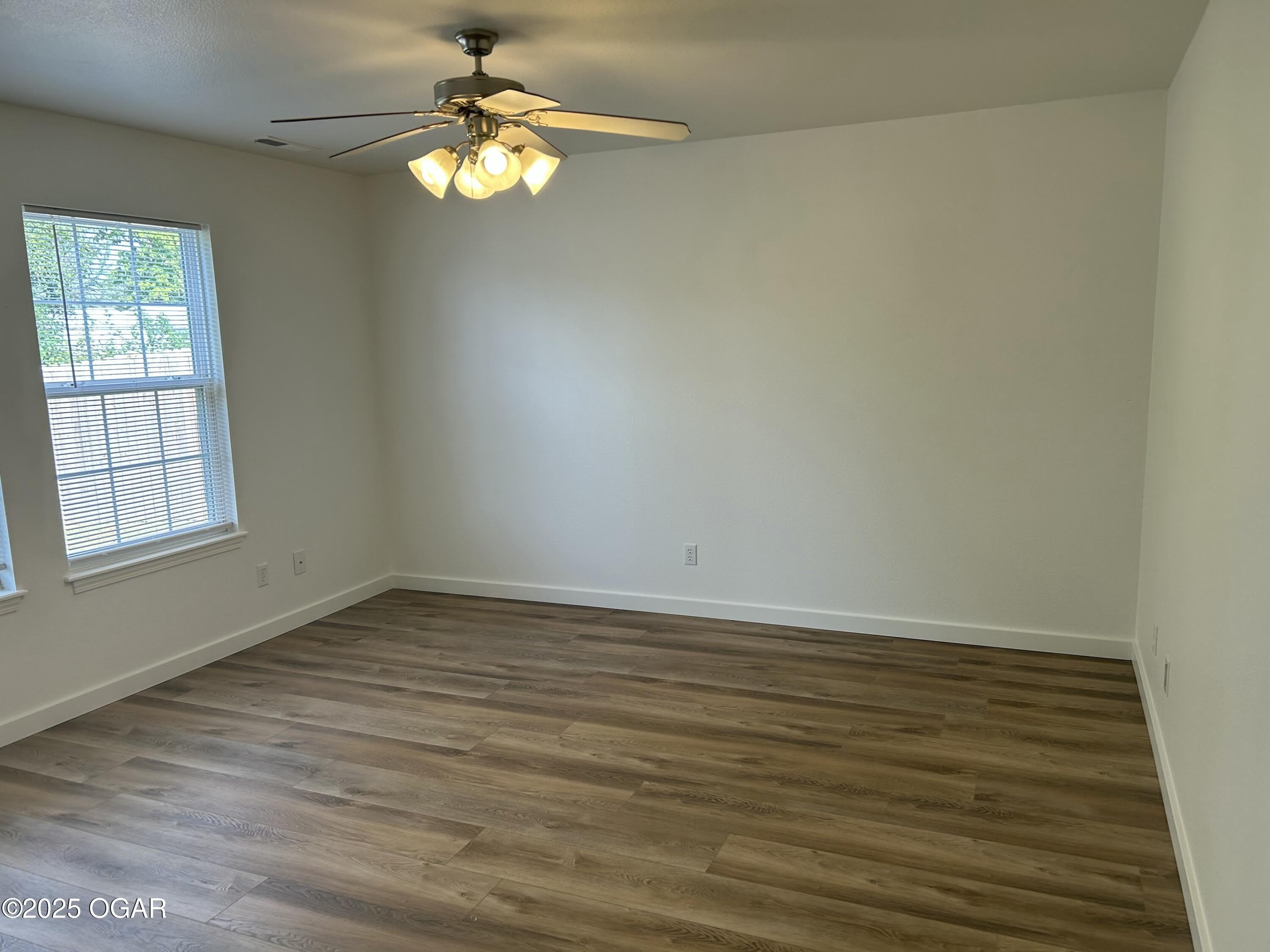612 N Devon Street – photo 5