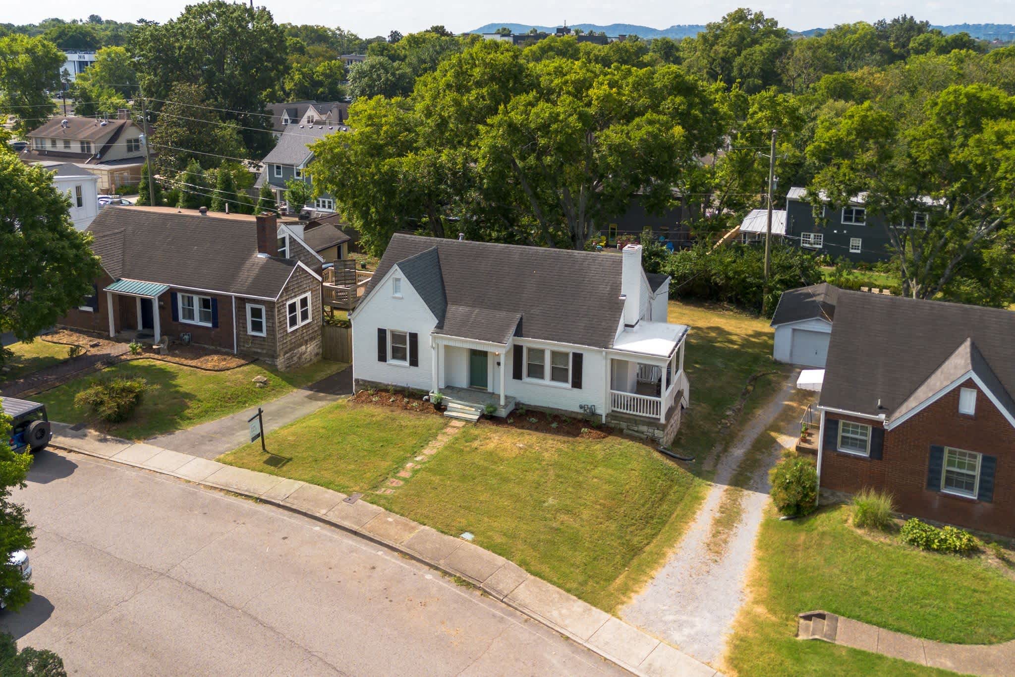 2313 Sunset Pl – photo 4