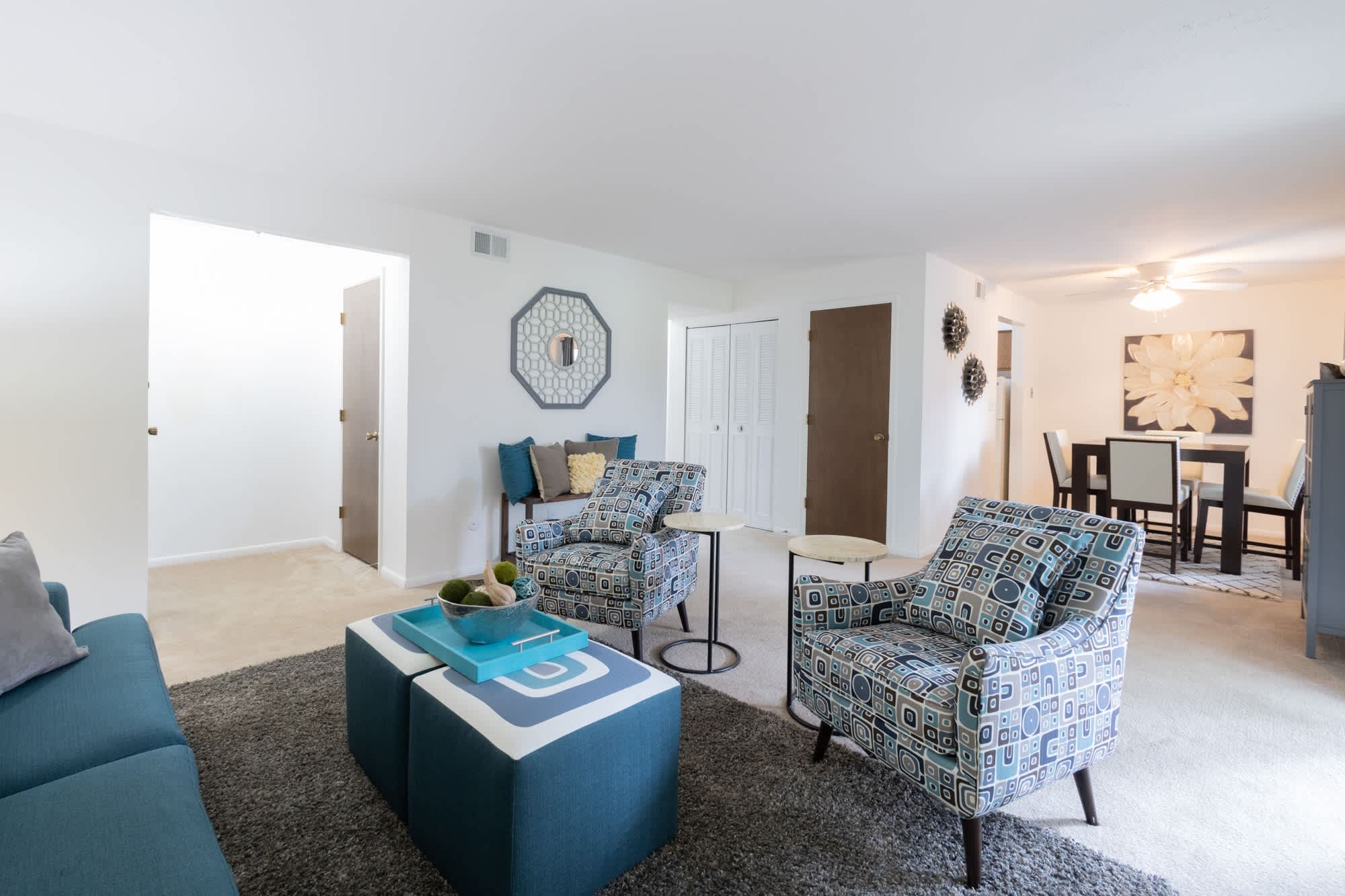 University Park Apartments – photo 3