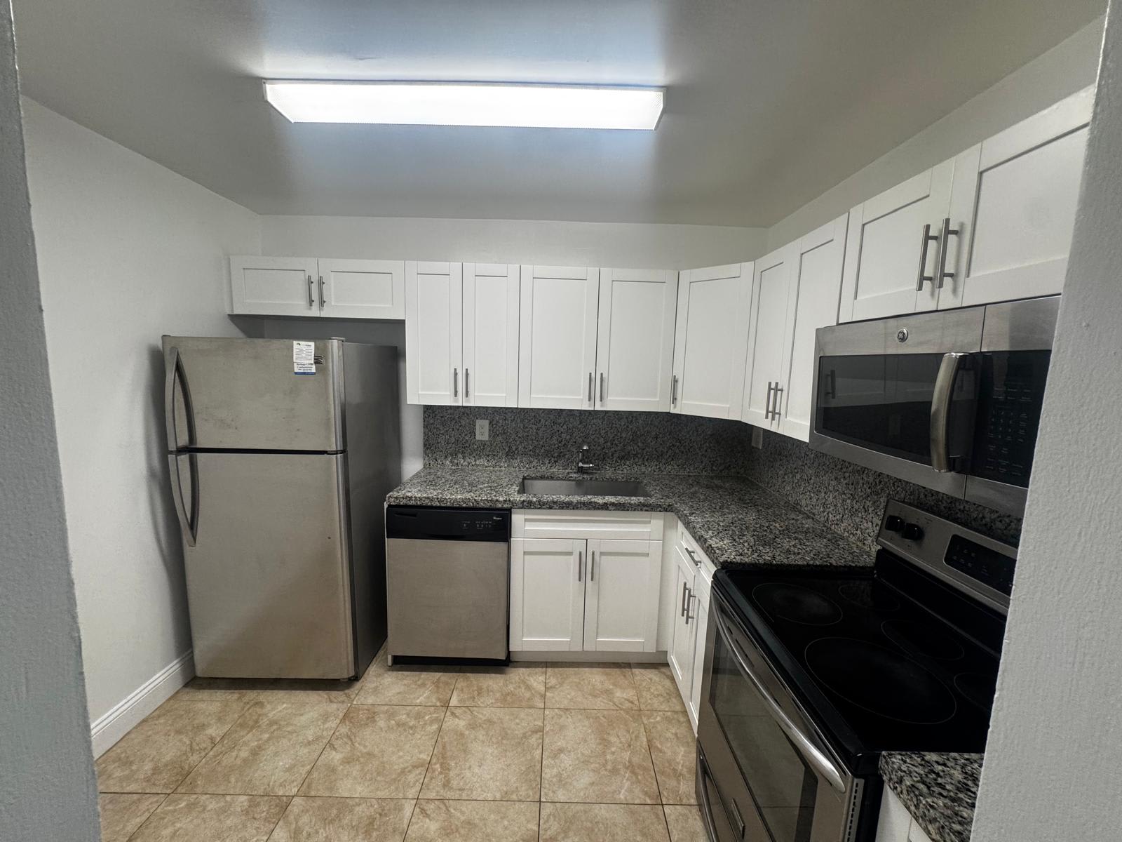 4334 NW 9 AVE UNIT 9-3-G – photo 4
