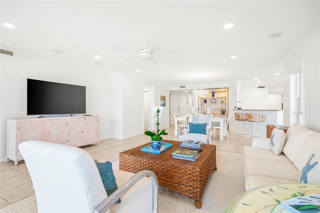 8804 S Sea Oaks Way – photo 3