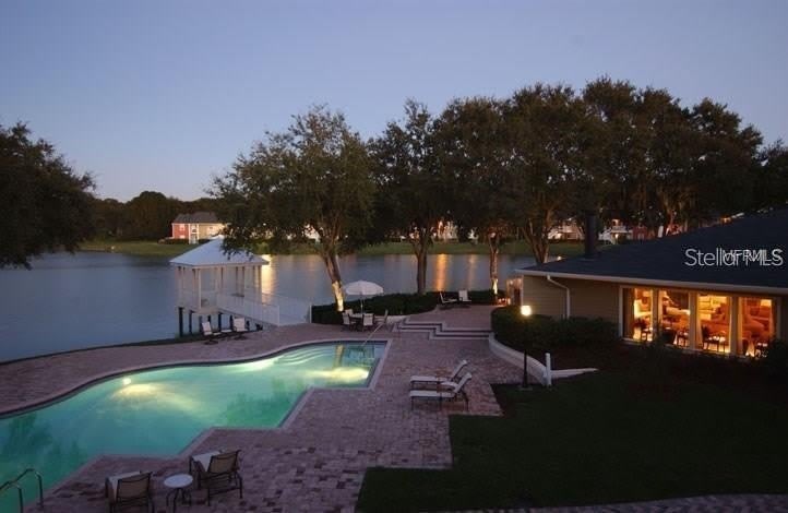 803 LAKE HAVEN Square – photo 4