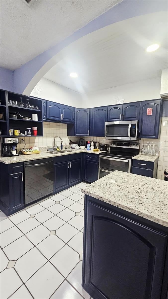 7714 Deleuil Avenue – photo 3