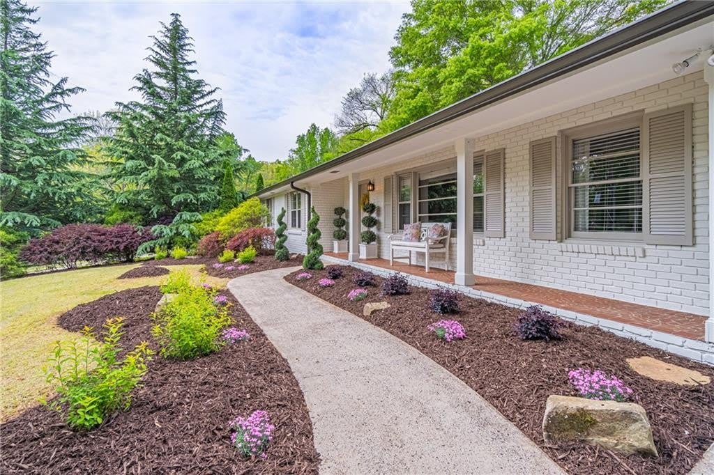 250 Wavetree Drive – photo 4