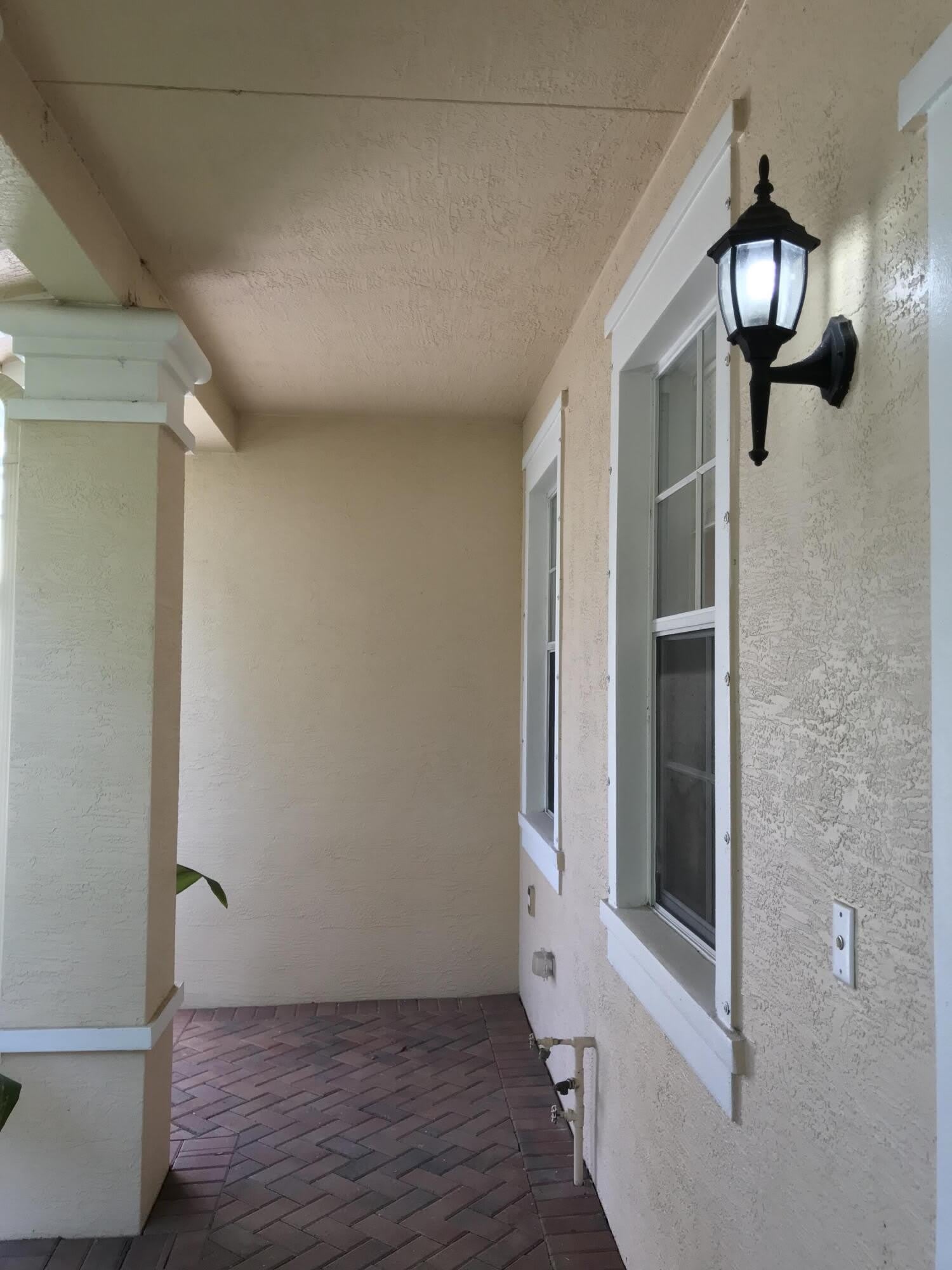 141 E Thatch Palm Circle – photo 2