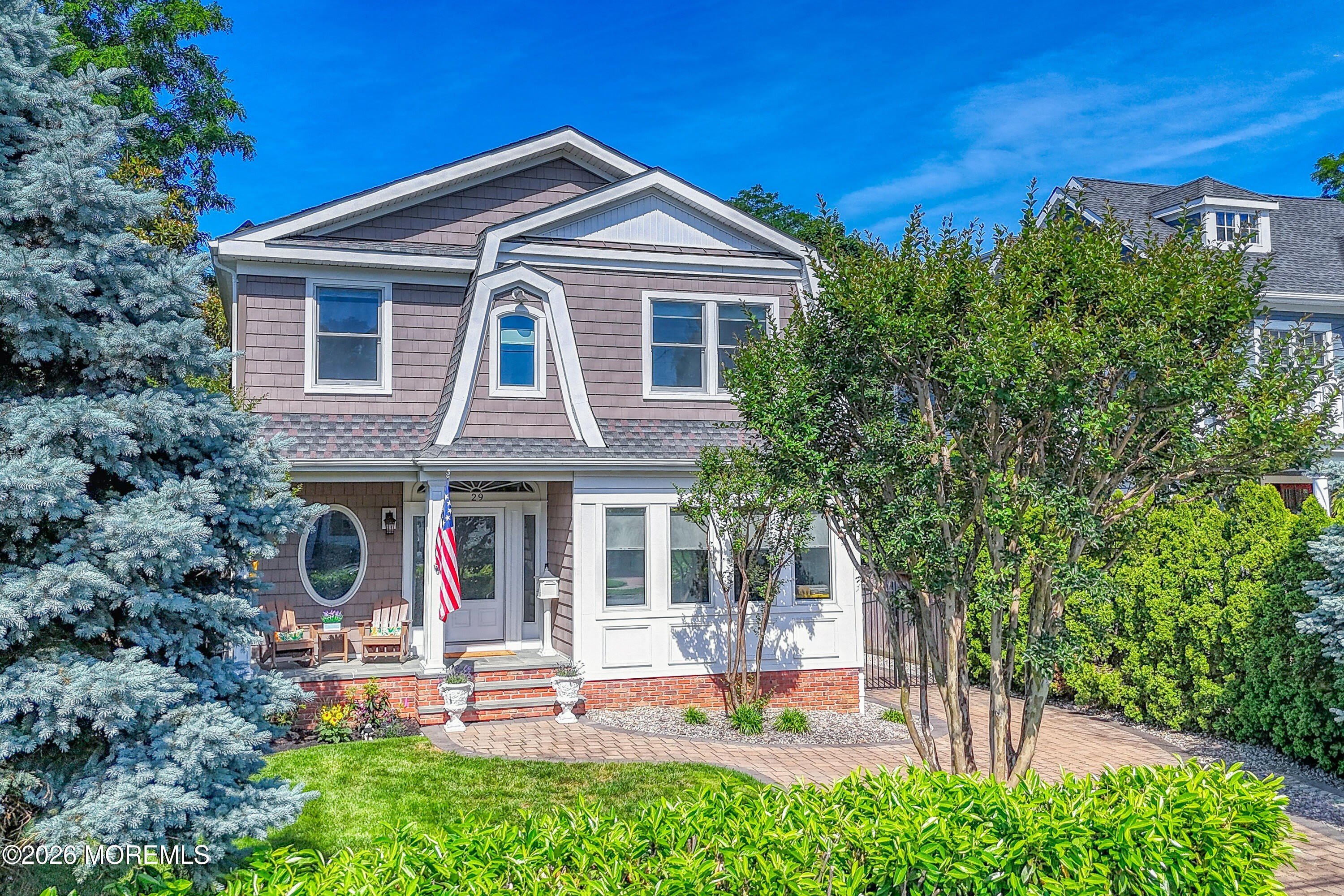 29 Lafayette Street – photo 1