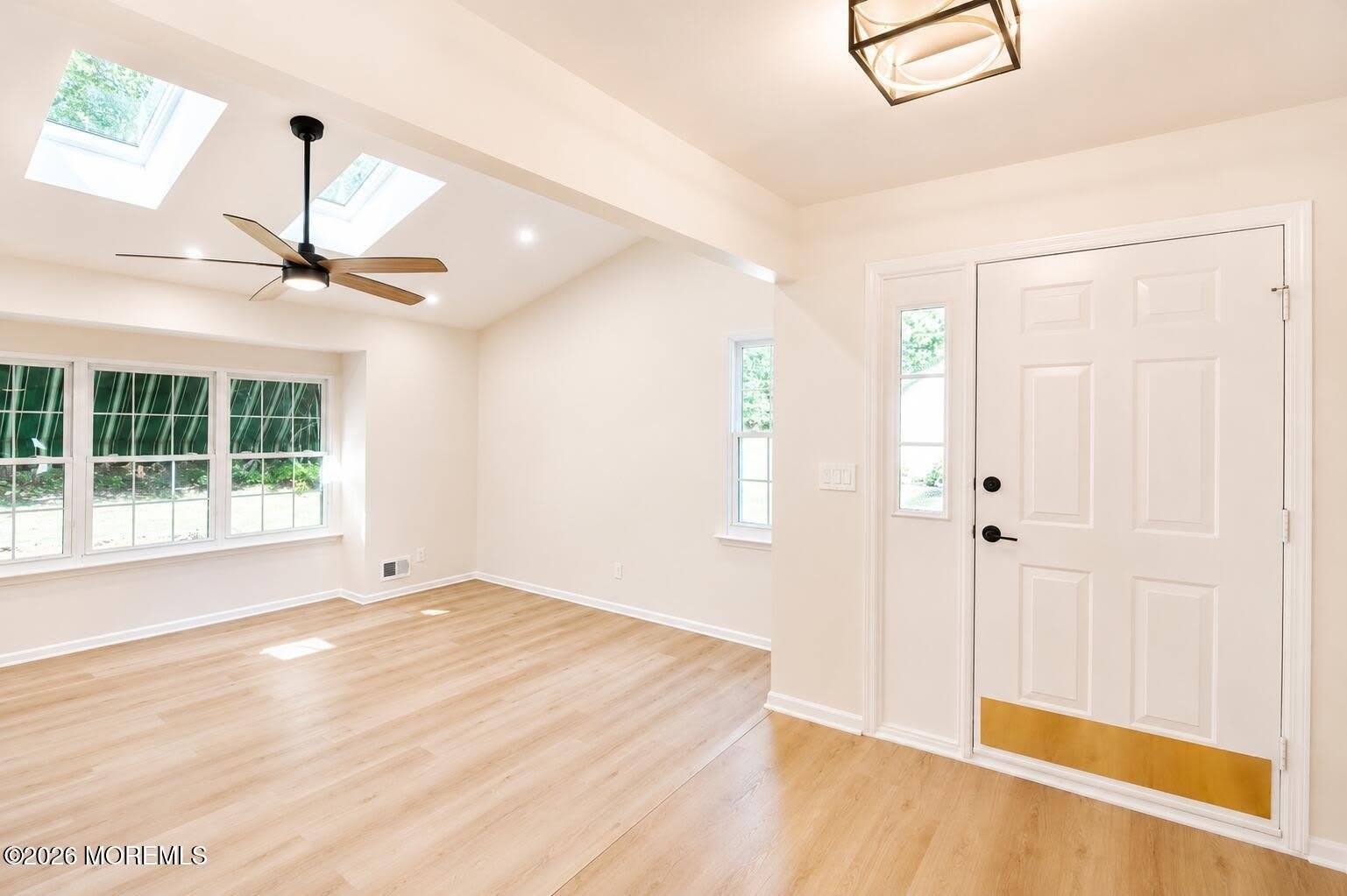 99 Oak Lane – photo 5