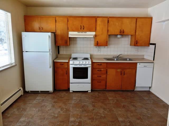 1250 Elder Ave – photo 4