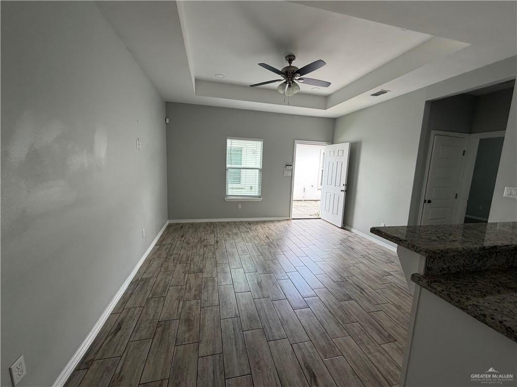 1403 W Heritage Drive – photo 4