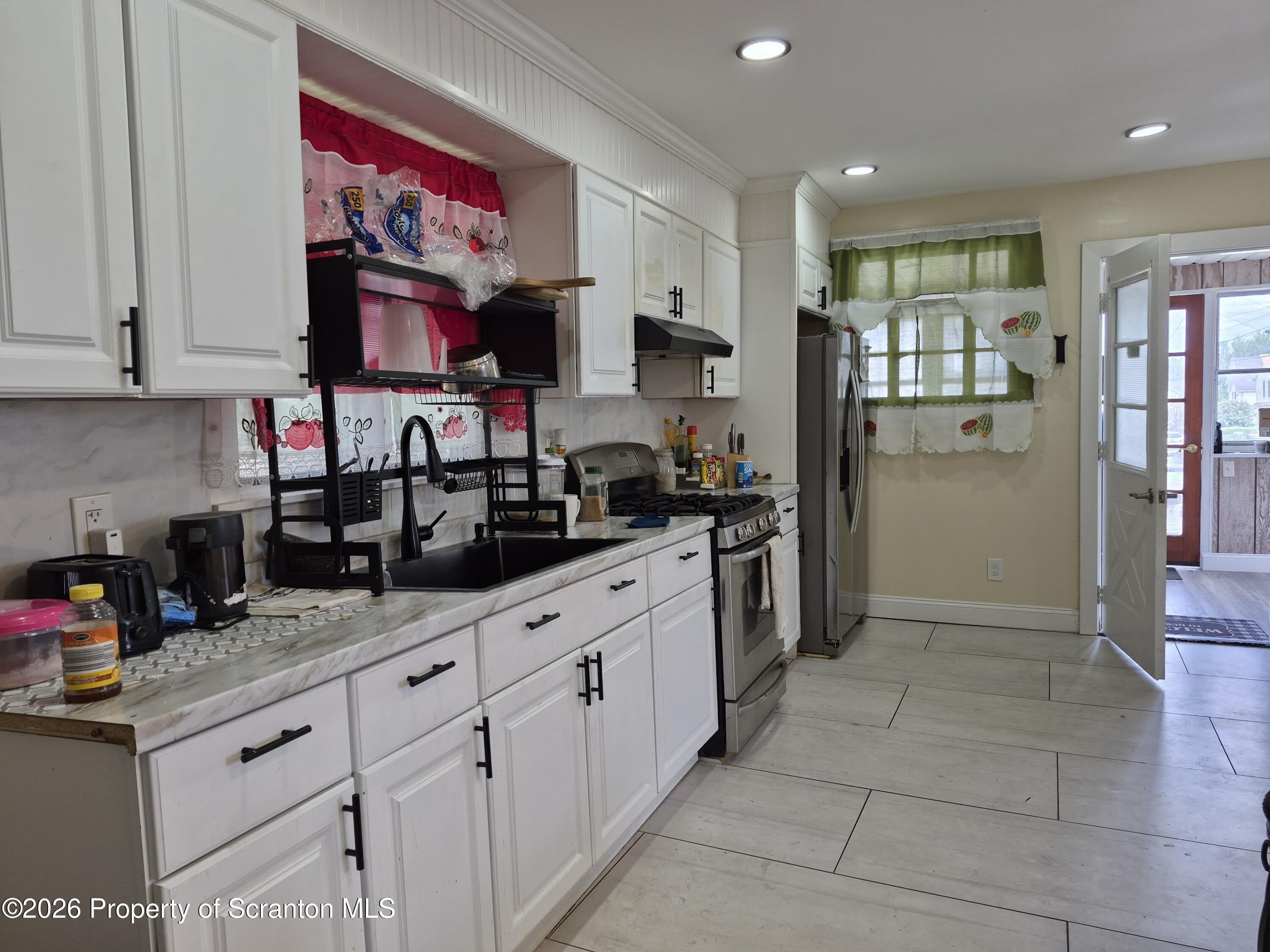 530 Cayuga Street – photo 5