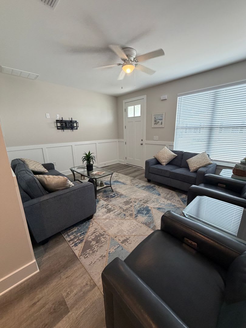 Partially Furnished Valparaiso Home with Fenced Yard & Lawn care Included – photo 5