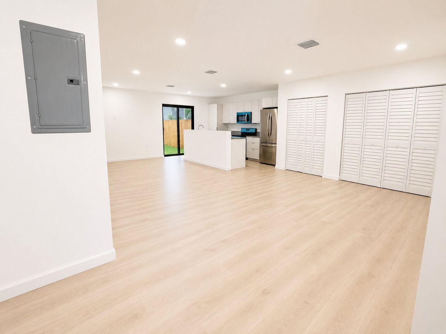 Move-in Ready – photo 3