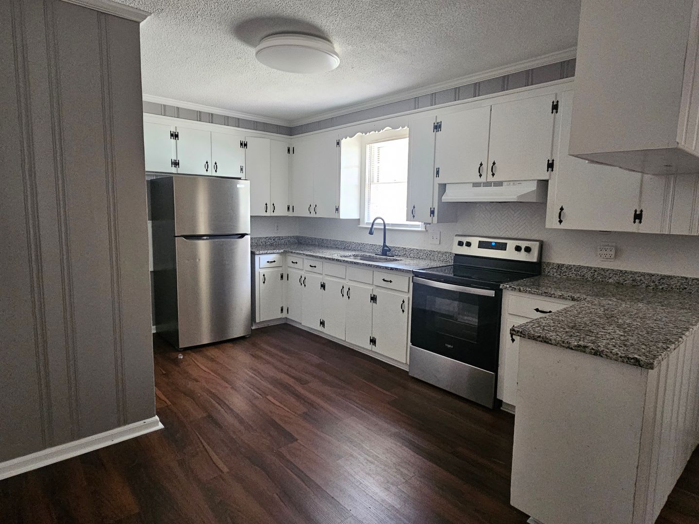 2709 Haymarkek Road – photo 3