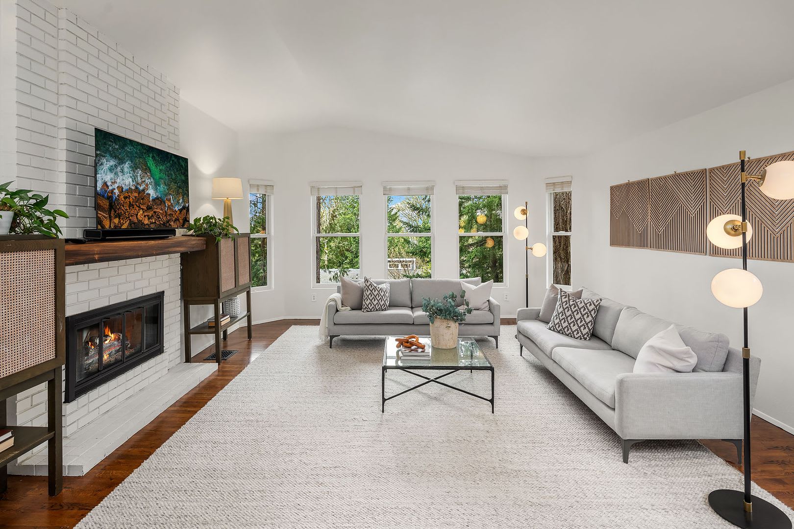 Modern Elegance Meets Island Living 8475 Se 45Th St Mercer Island Wa 98040 4 Beds 3 Baths Prime North End Location – photo 4
