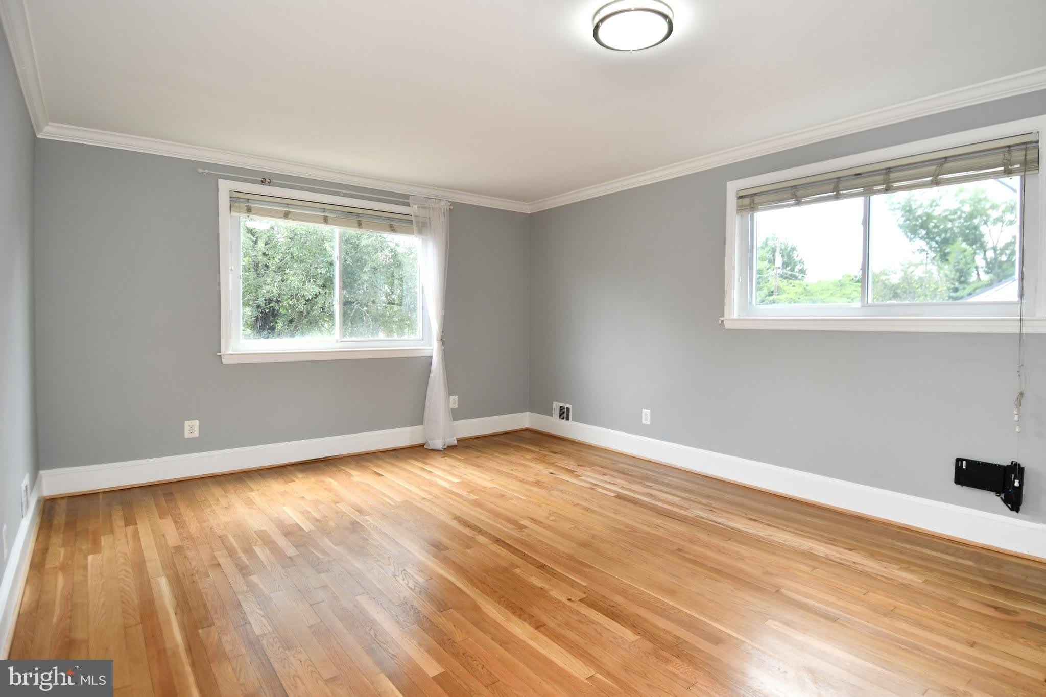 4710 Queensbury Road – photo 5