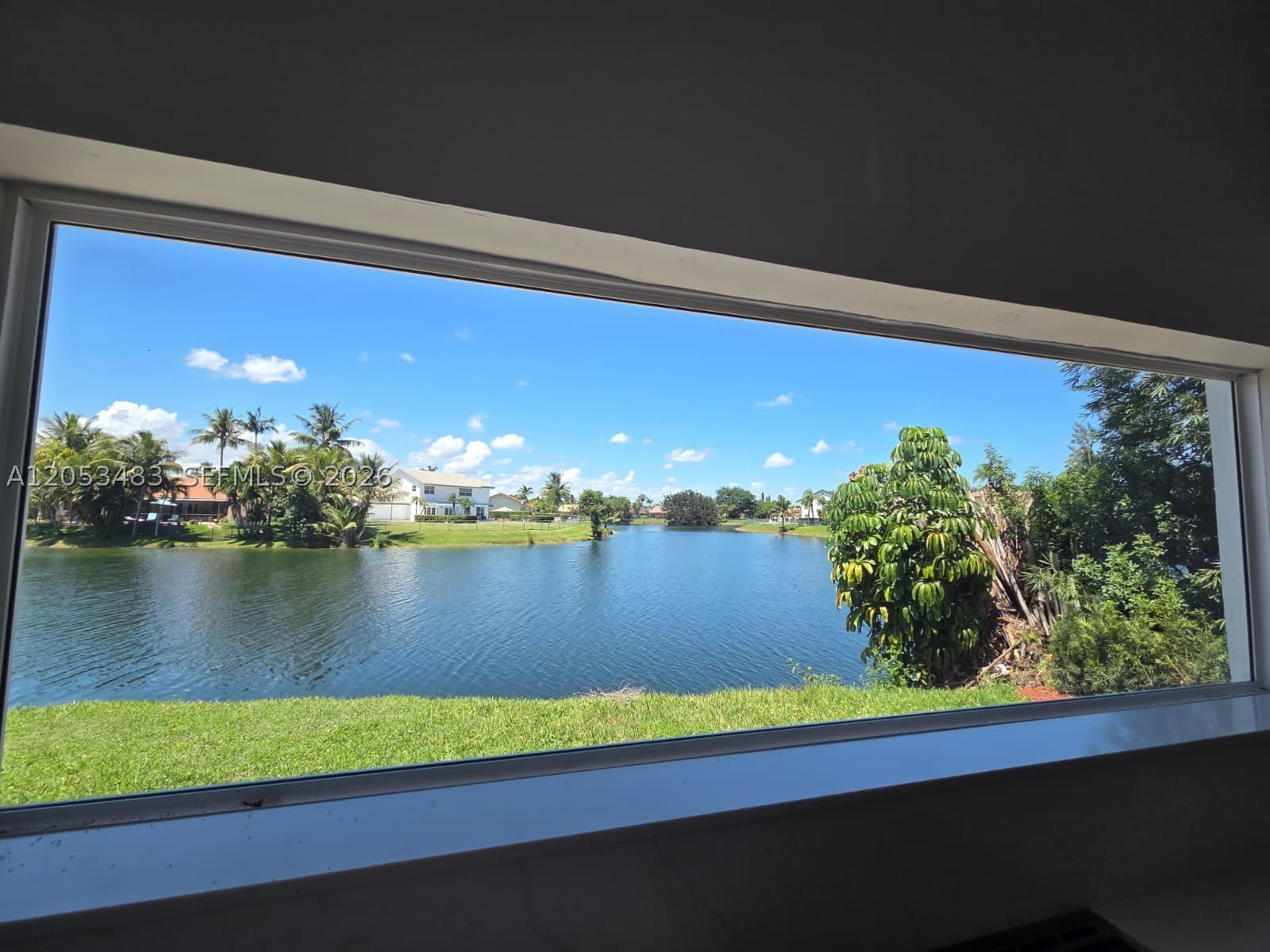 15037 Brighton Ln – photo 2