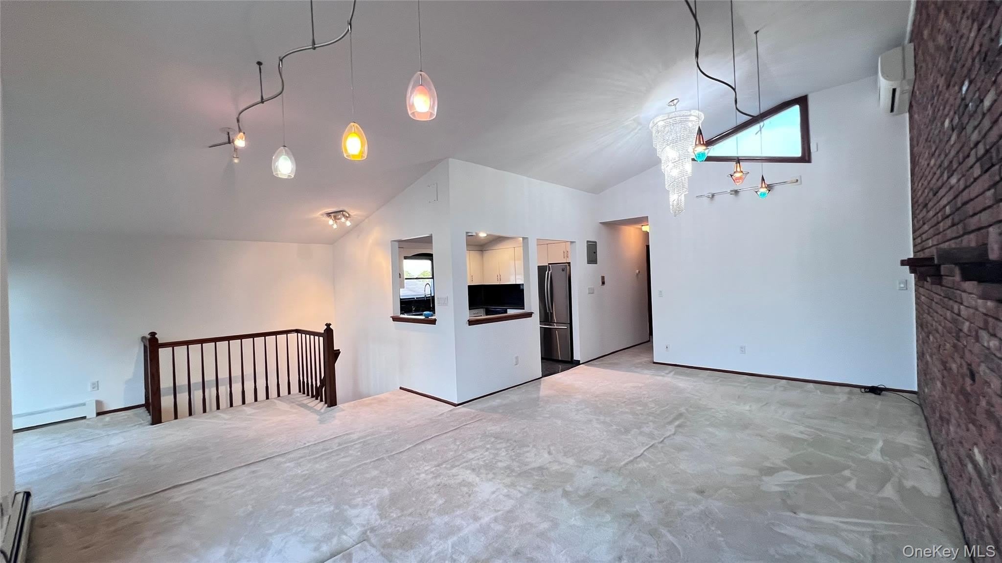 19-07 Clintonville Street – photo 4