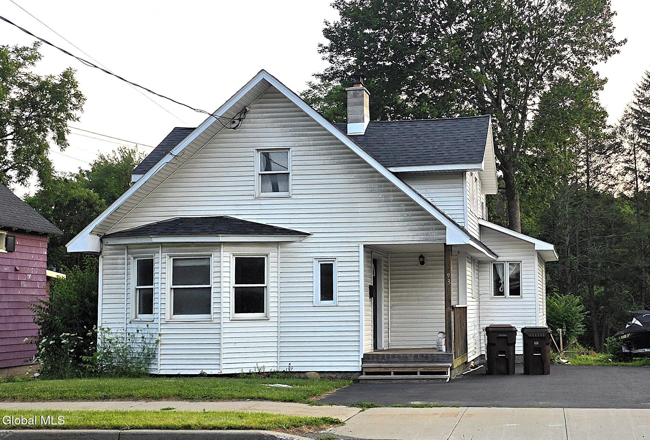 93 Cherry Avenue – photo 1