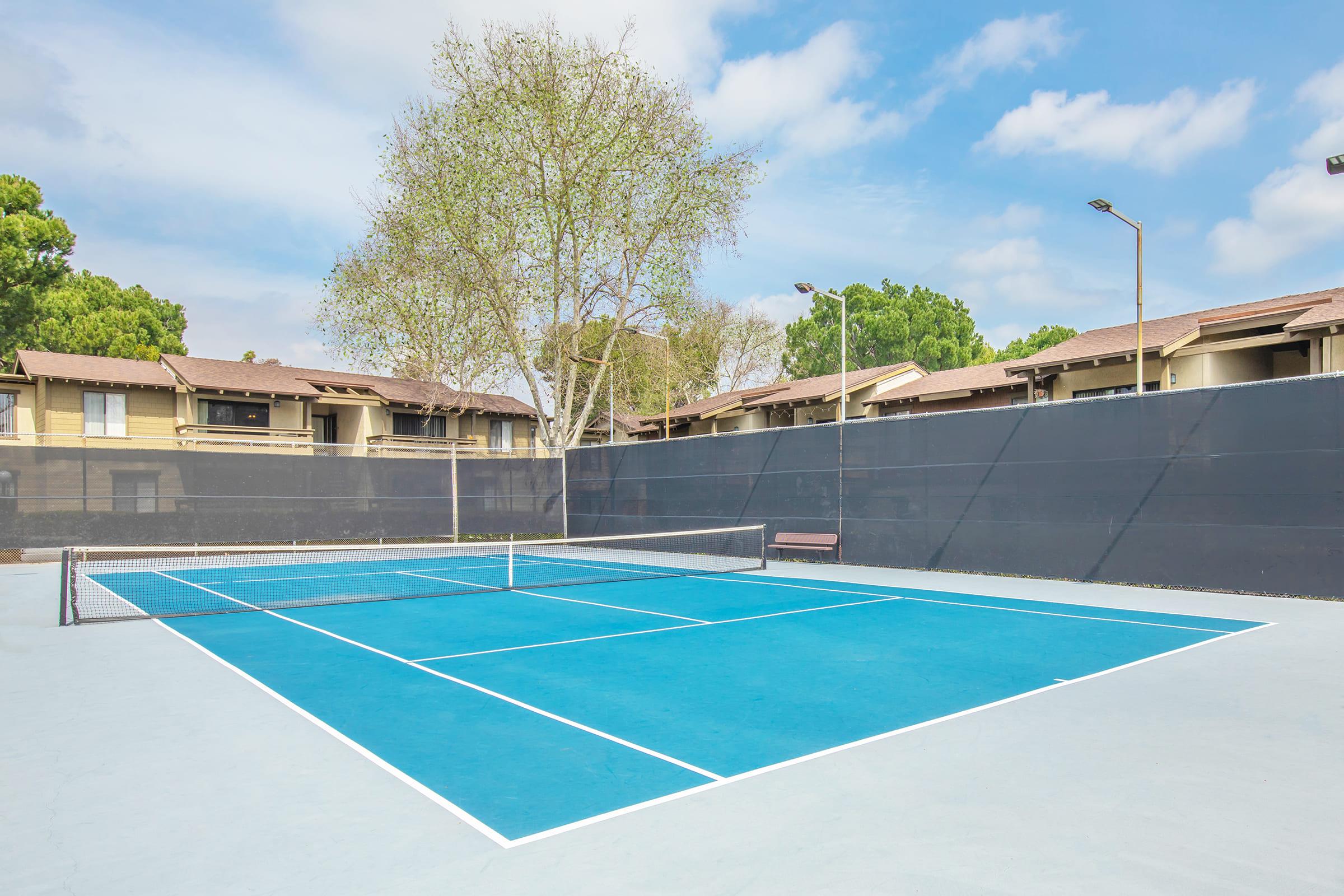 Raintree Apartment Homes – photo 4