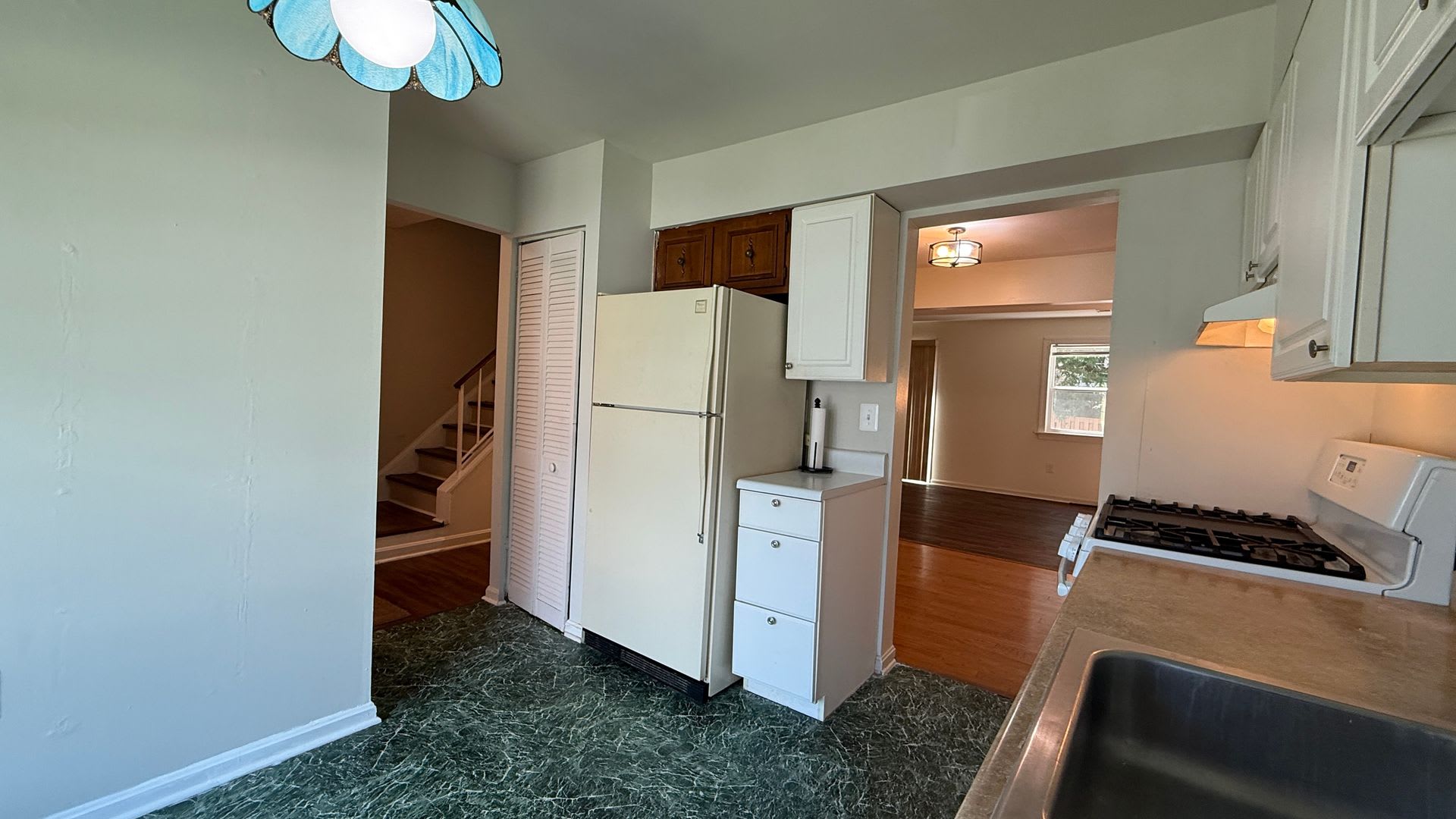 Lake Ridge Townhouse – photo 3