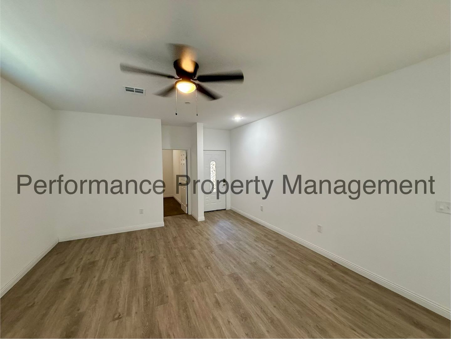 Modern 4 Bed/2 Bath E Bakersfield Home w/ RBP & Security Deposit Alternative Option – photo 3