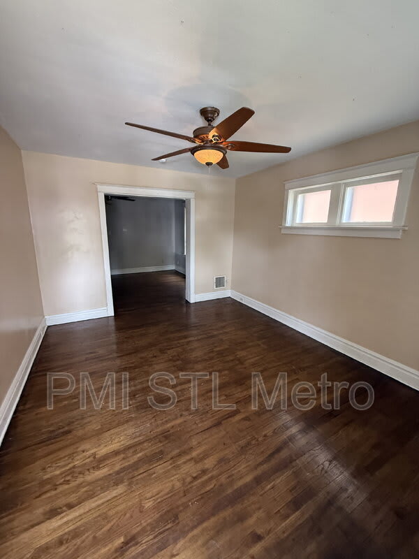 3931-3933 Oregon Ave – photo 2
