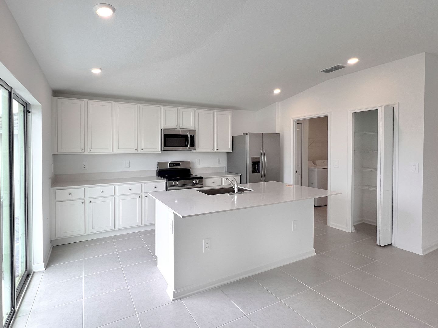 Newly Built Three-Bedroom Home – photo 5